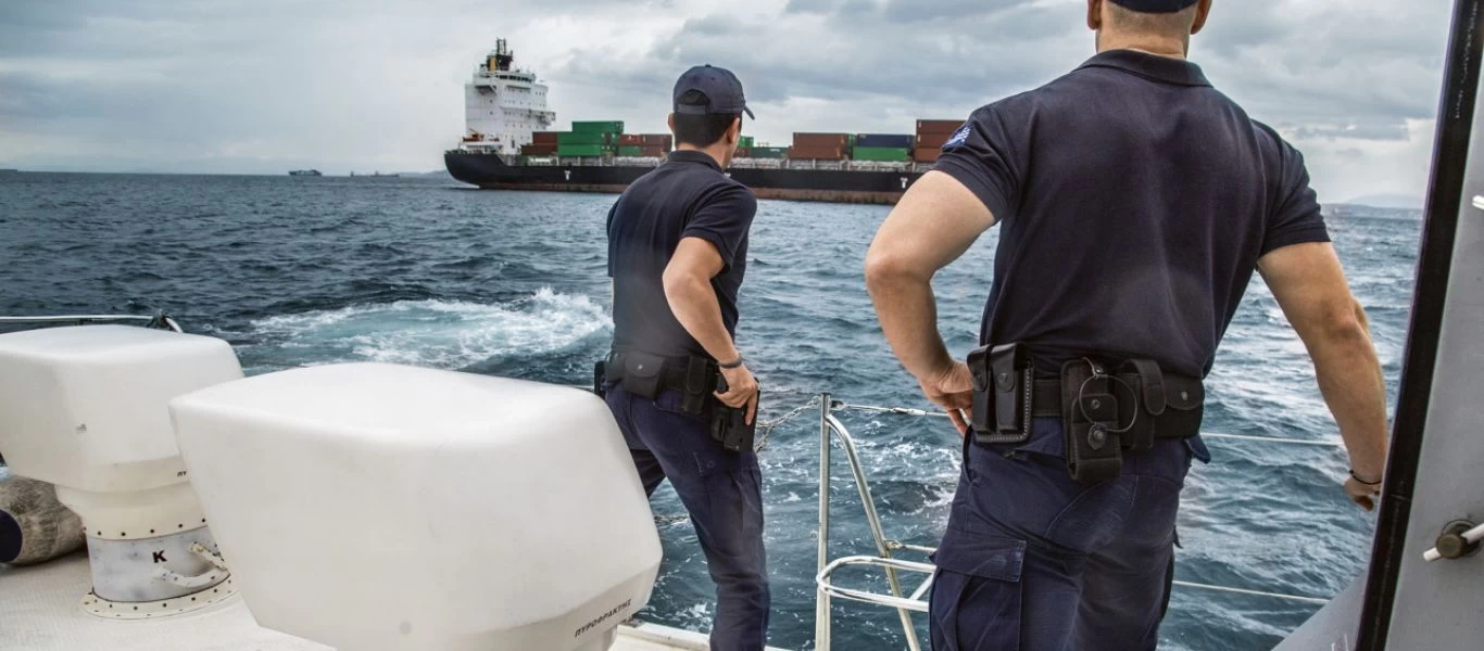 «Βράζει» και το Λιμενικό για την υποχρεωτικότητα των εμβολίων: «Αδιανόητος ο οικονομικός εκφοβισμός» (βίντεο)